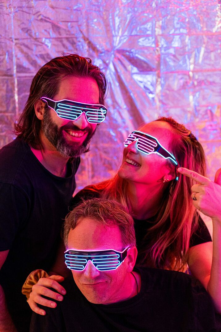 LED PARTY SHADES PINK BLUE